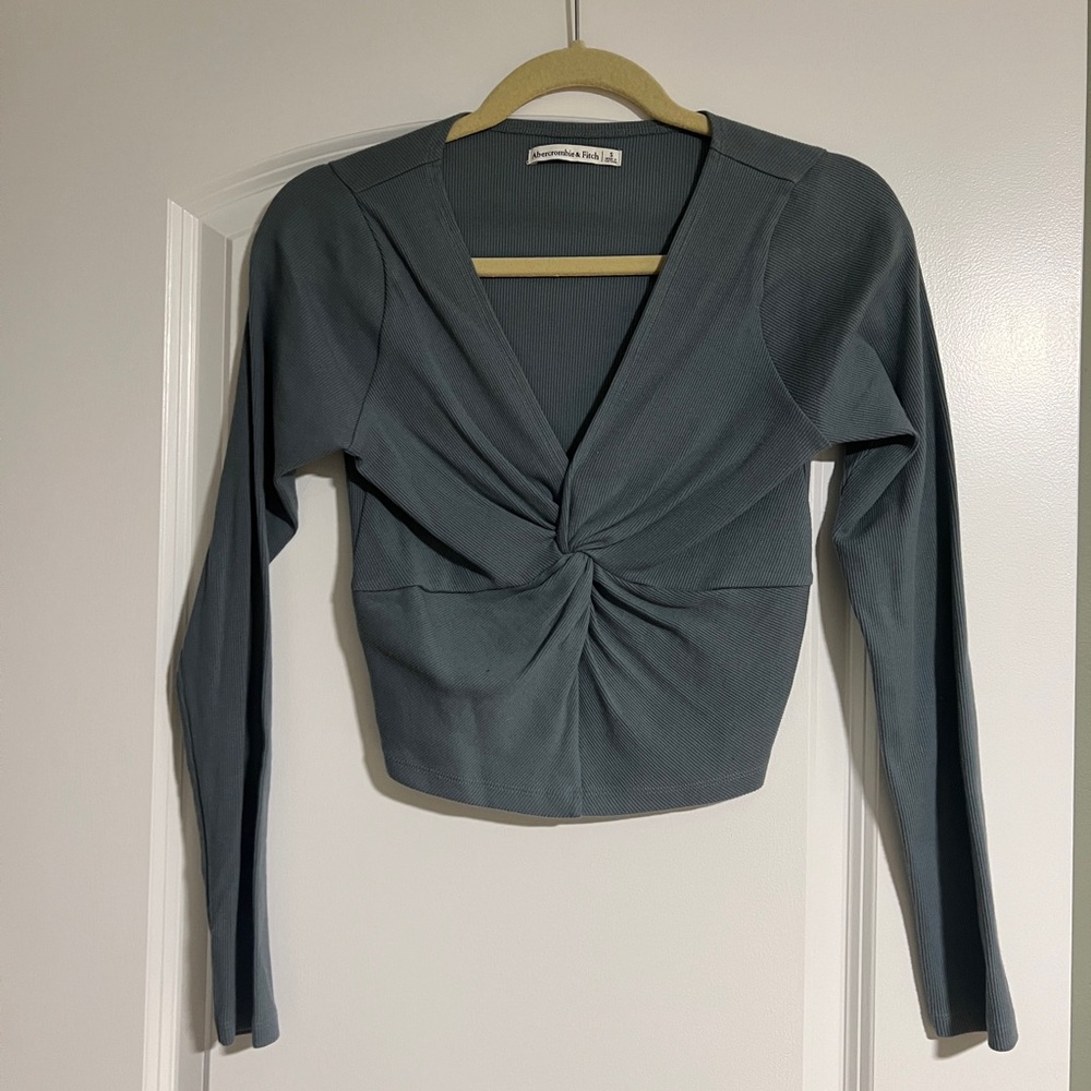A&F Long Sleeve Twist Front Top